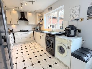 Photo 5- click for photo gallery